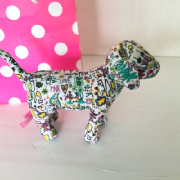 PINK VICTORIAS SECRET GRAFFITI PRINT MINI DOG PLUSH - Picture 12 of 12